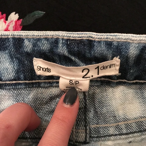 🔴4 for 25🔴 2.1 Denim Destroyed Mini - Picture 6 of 8